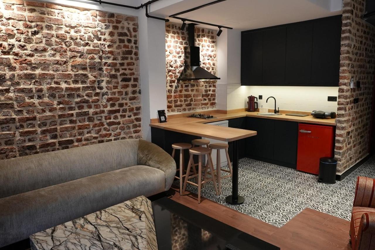 Alness Residence อิสตันบูล ภายนอก รูปภาพ